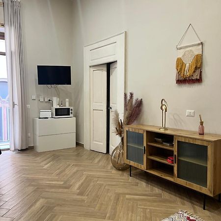 Scio' Apartment-Centro Storico- เนเปิลส์ ภายนอก รูปภาพ