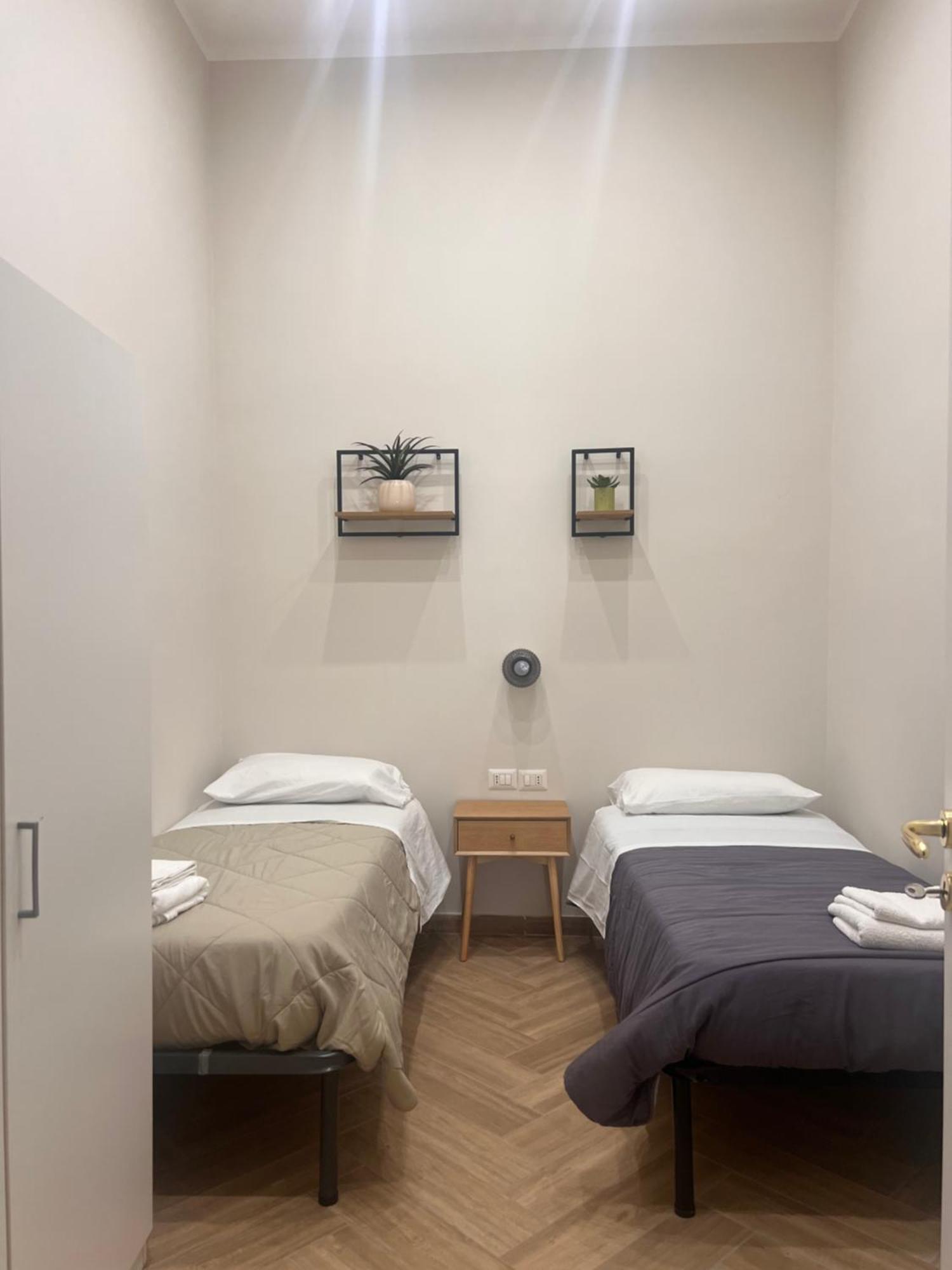 Scio' Apartment-Centro Storico- เนเปิลส์ ภายนอก รูปภาพ